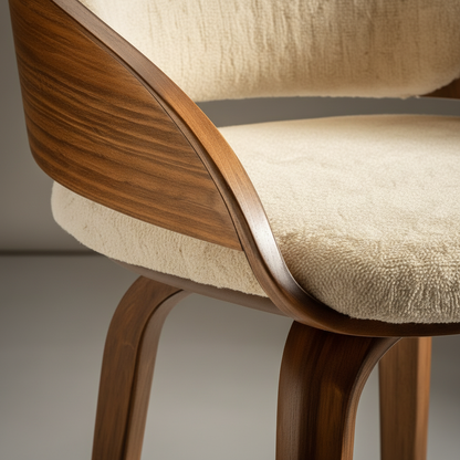 Designer Barhocker mit Lammfellbezug