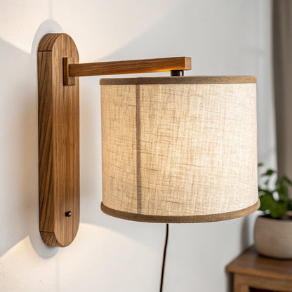 Wandleuchte Holz & Leinen