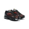 Nike Air Max Plus 3 Schwarz Rot Herren Sneaker Technisch und Modern Nike Air Max Plus 3 Schwarz Rot Herren Sneaker Technisch und Modern