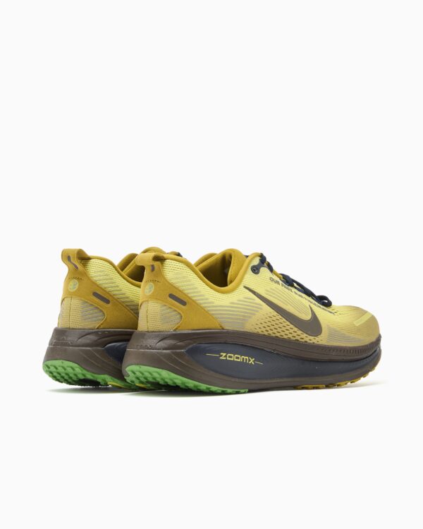 Nike Vomero 18 SE Damen